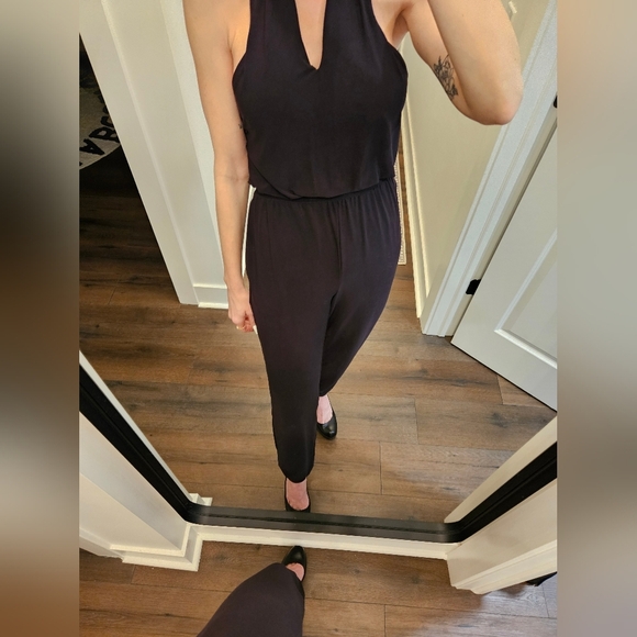 NWT Express Black Jumpsuit - Size XS - Picture 6 of 14